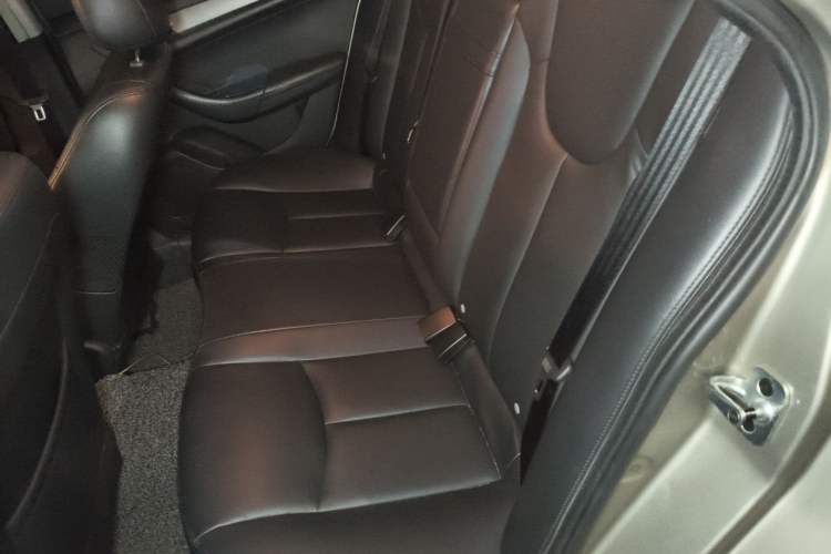 Used Roewe 360 2015 20T TST Deluxe Edition Left Rear Seat