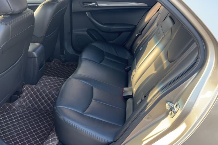 Used Roewe 360 2015 1.5L Automatic Luxury Edition Left Rear Seat