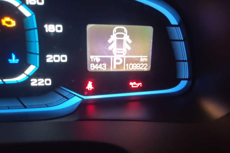 Used Roewe 360 2015 20T TST Deluxe Edition Odometer Close Up