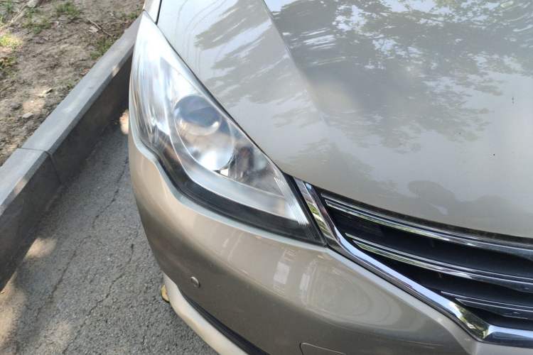 Used Roewe 360 2015 1.5L Manual Luxury Edition Right Front Headlight