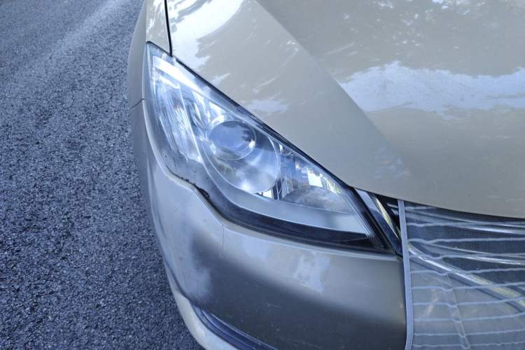 Used Roewe 360 2015 1.5L Automatic Luxury Edition Right Front Headlight