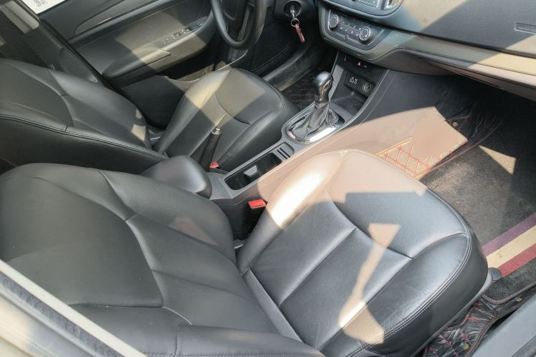 Used Roewe 360 2015 1.5L Automatic Luxury Edition Right Front Seat