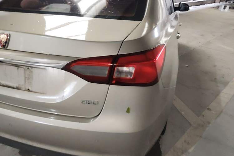Used Roewe 360 2015 1.5L Manual Luxury Edition Right Rear Taillight