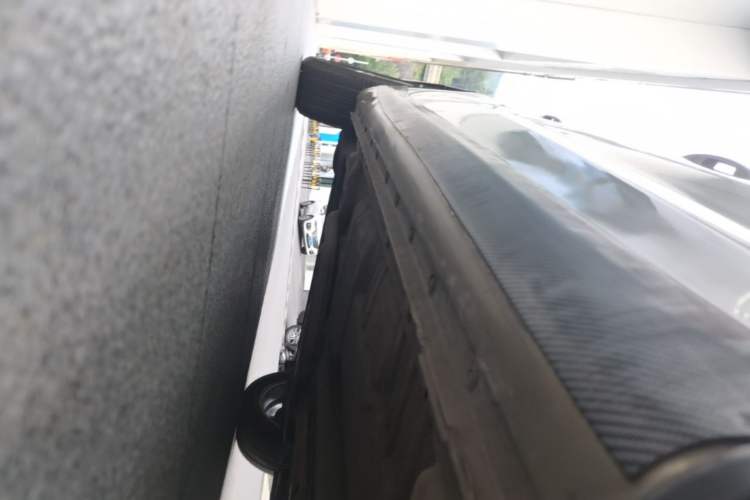 Used Roewe 360 2015 1.5L Automatic Luxury Edition Right Side Sill