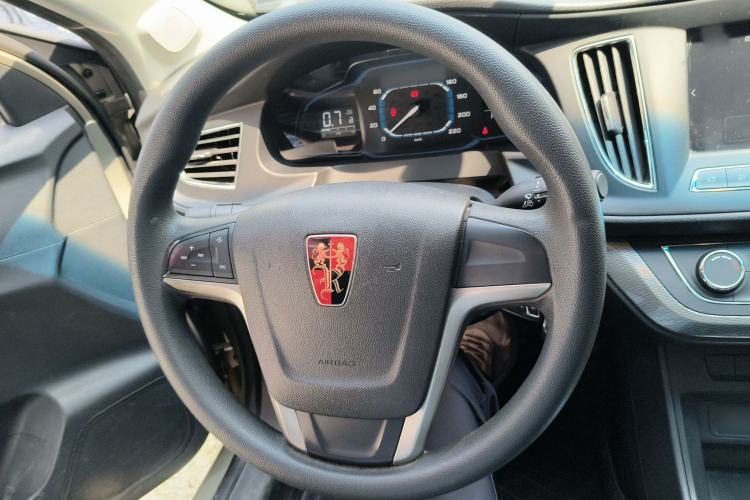 Used Roewe 360 2015 1.5L Automatic Luxury Edition Steering Wheel