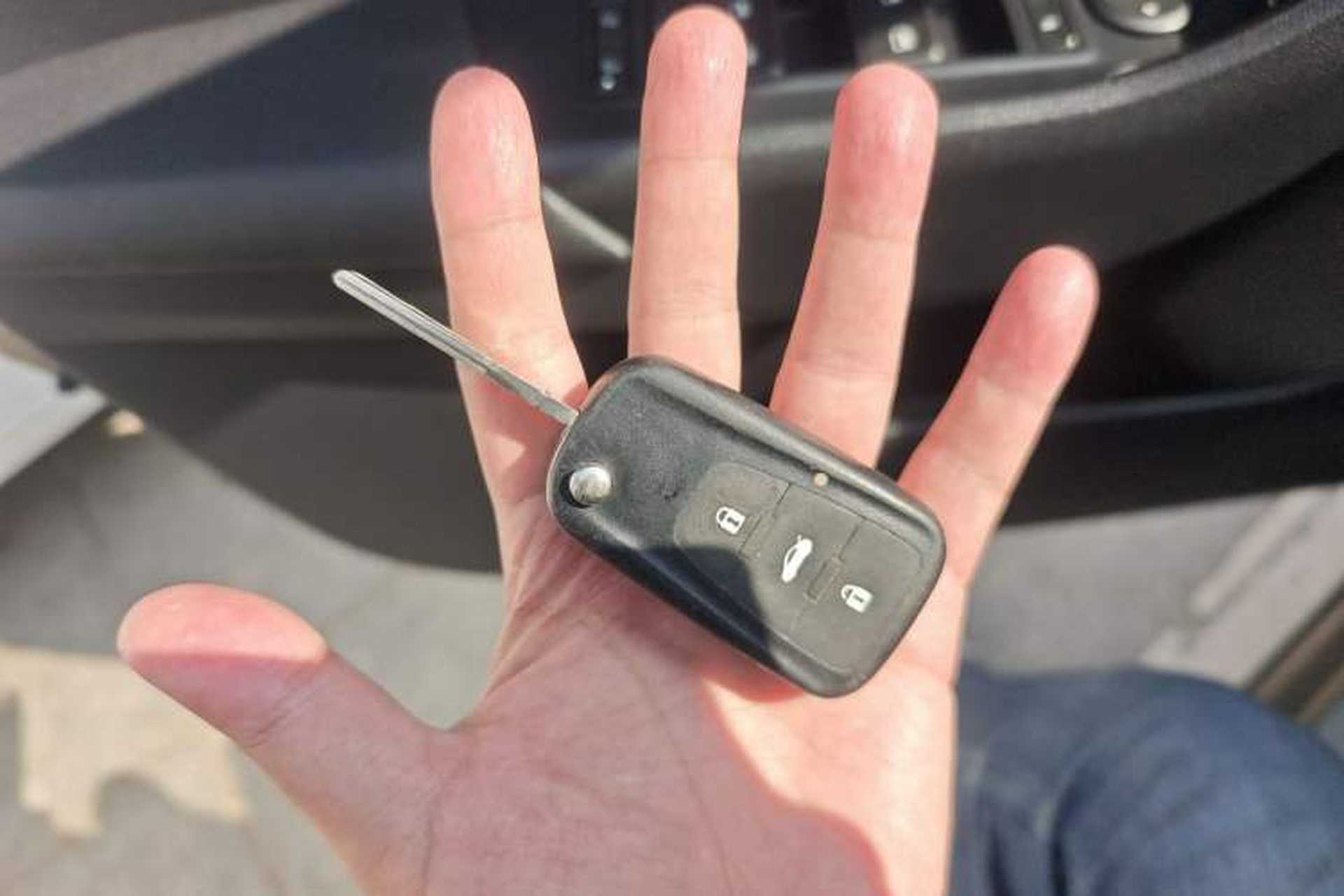 Used Roewe 360 2015 1.5L Automatic Luxury Edition Vehicle Key