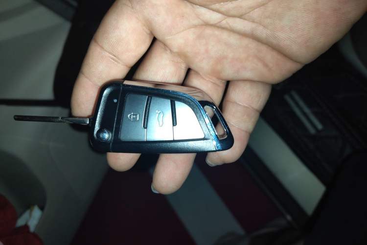 Used Roewe 360 2015 20T TST Deluxe Edition Vehicle Key