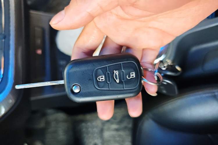 Used Roewe 360 2015 1.5L Automatic Luxury Edition Vehicle Key