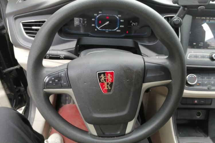Used Roewe 360 2016 1.5L Manual Smart Screen Version Steering Wheel