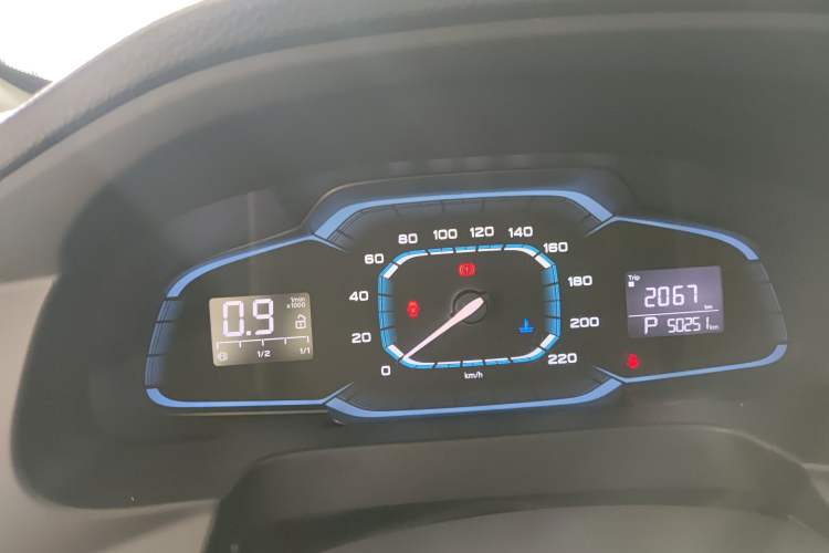 Used Roewe 360 2016 1.5L Automatic Smart Screen Version Instrument Cluster