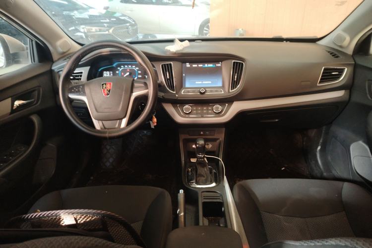 Used Roewe 360 2016 1.5L Automatic Smart Screen Version Center Console