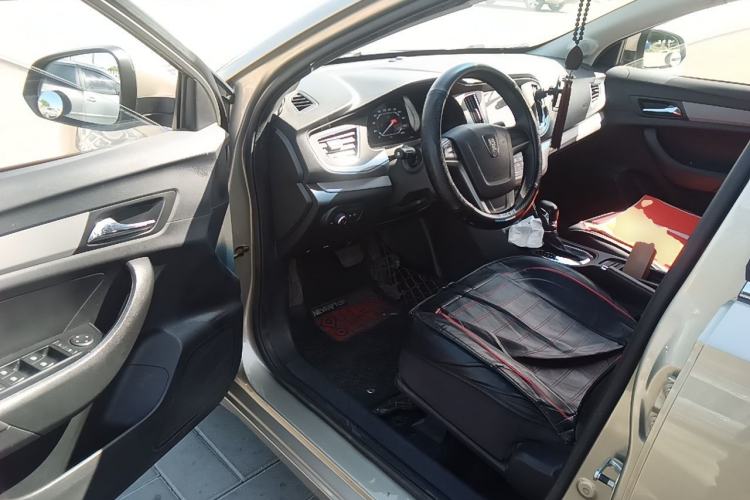 Used Roewe 360 2016 1.5L Automatic Smart Screen Version Driver Seat