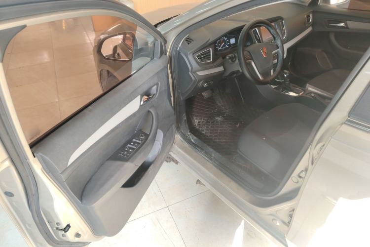 Used Roewe 360 2016 1.5L Automatic Smart Screen Version Driver Seat