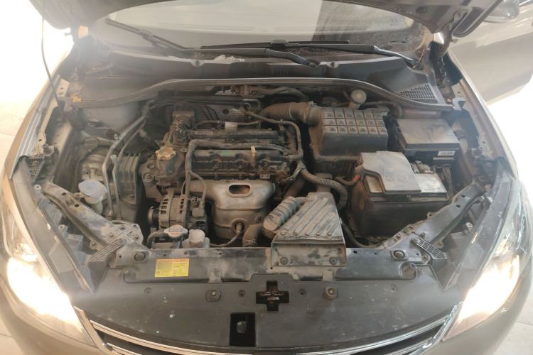 Used Roewe 360 2016 1.5L Automatic Smart Screen Version Engine Bay