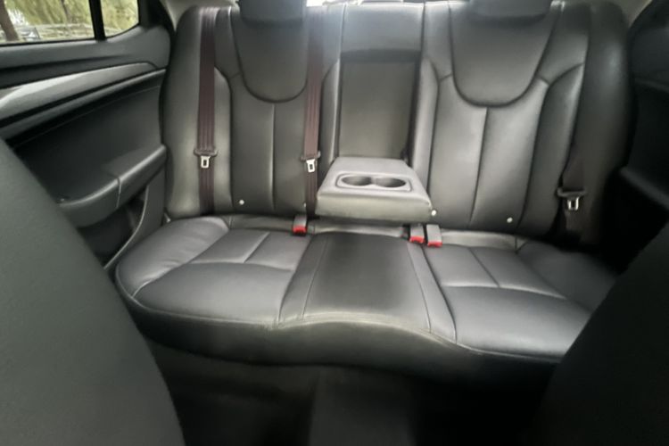 Used Roewe 360 2016 1.5L Manual Smart Screen Version Interior 9