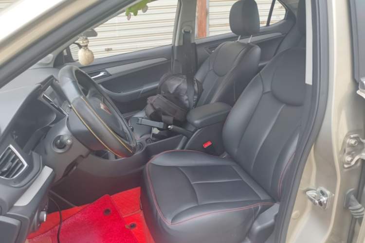Used Roewe 360 2016 1.5L Manual Smart Screen Version Left Front Seat