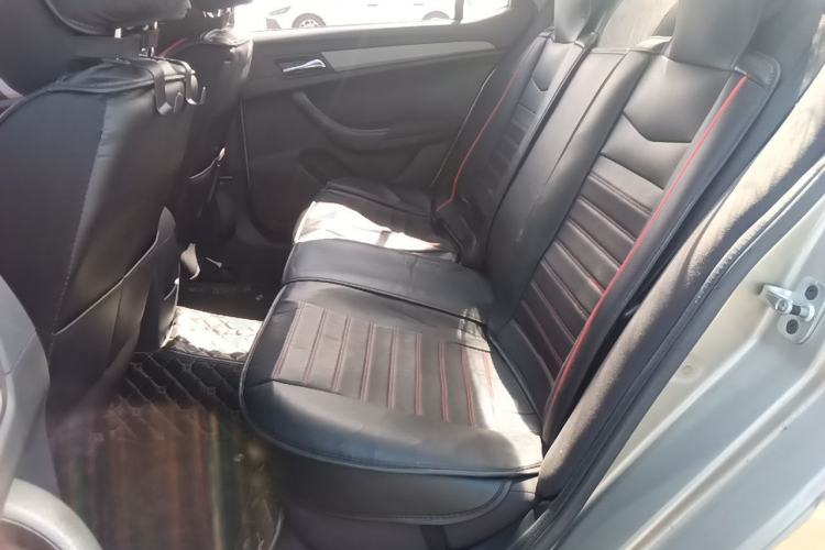 Used Roewe 360 2016 1.5L Automatic Smart Screen Version Left Rear Seat