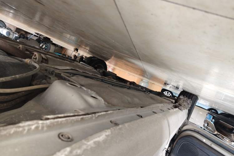 Used Roewe 360 2016 1.5L Automatic Smart Screen Version Left Side Sill