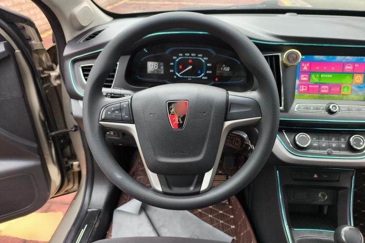 Used Roewe 360 2016 1.5L Manual Smart Screen Version Steering Wheel