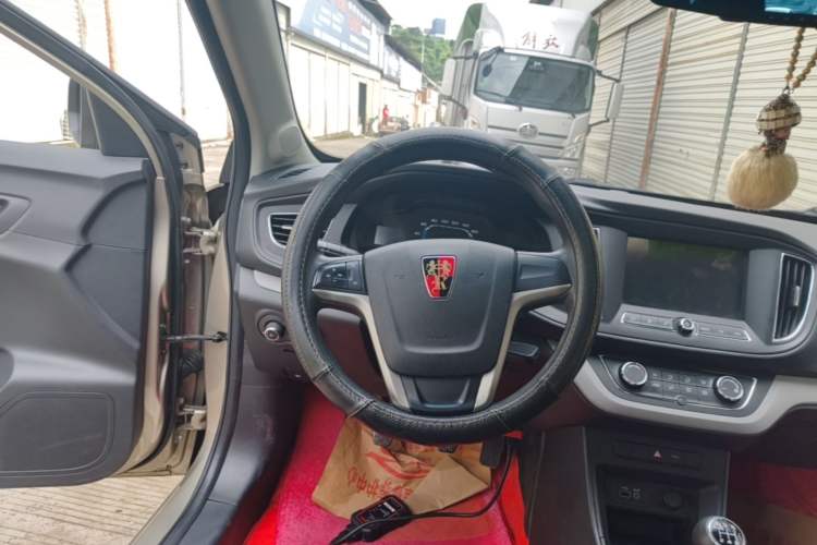 Used Roewe 360 2016 1.5L Manual Smart Screen Version Steering Wheel