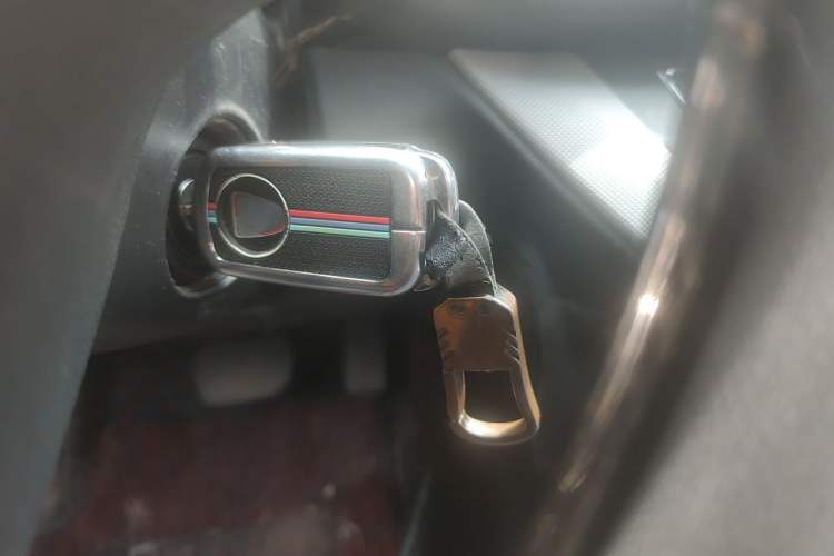 Used Roewe 360 2016 1.5L Automatic Smart Screen Version Vehicle Key