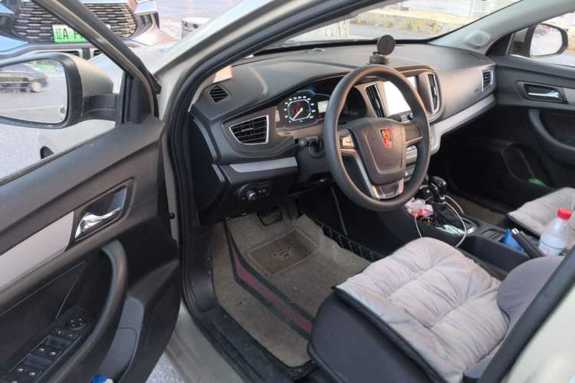 Used Roewe 360 2016 1.5L Automatic Smart Screen Version Driver Seat