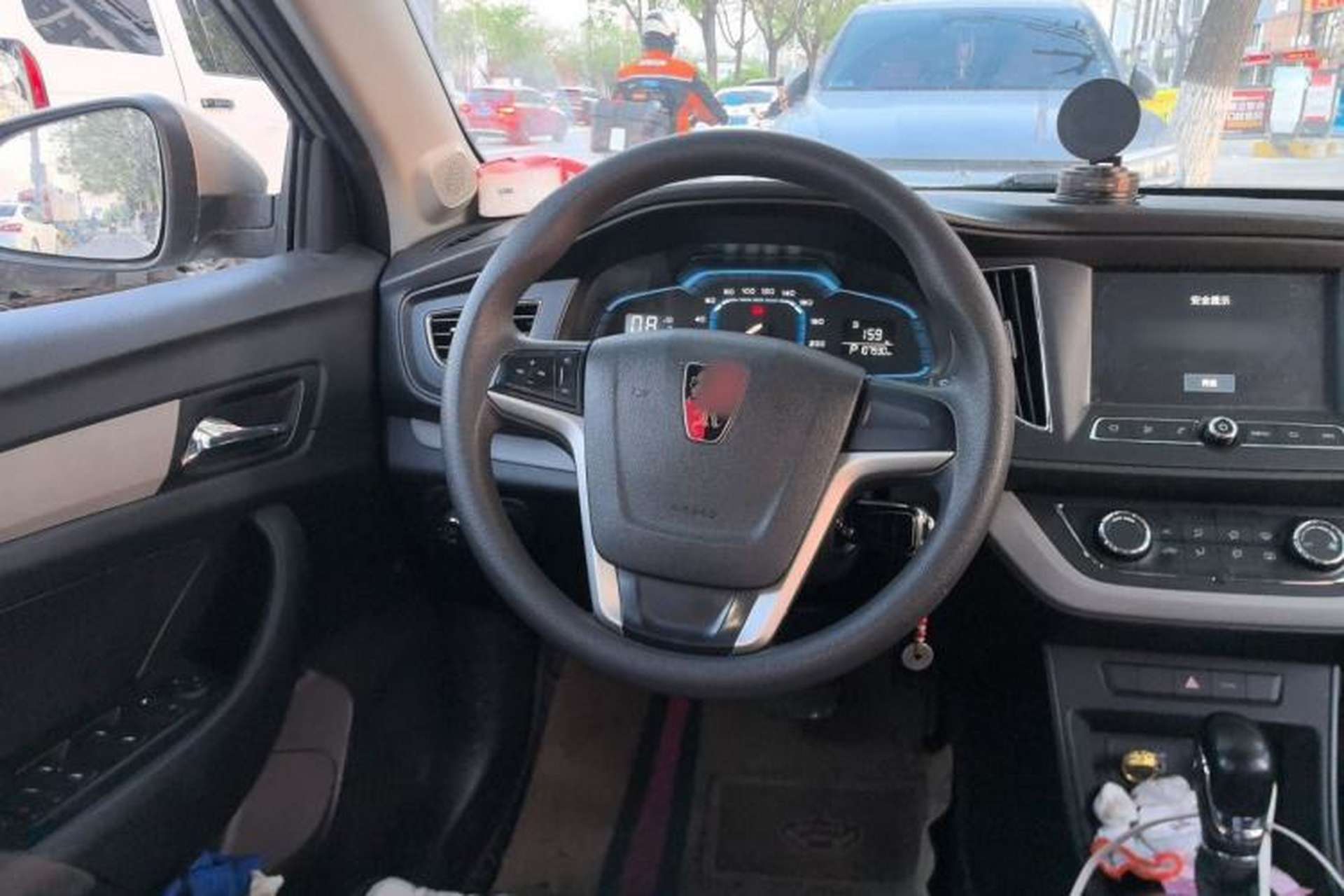 Used Roewe 360 2016 1.5L Automatic Smart Screen Version Steering Wheel