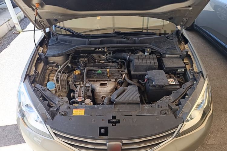 Used Roewe 360 2016 1.5L Automatic Smart Screen Version Engine Bay