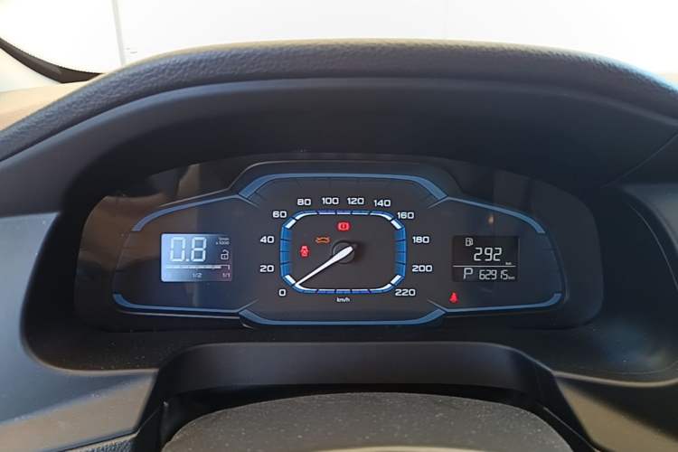 Used Roewe 360 2016 1.5L Automatic Smart Screen Version Instrument Cluster