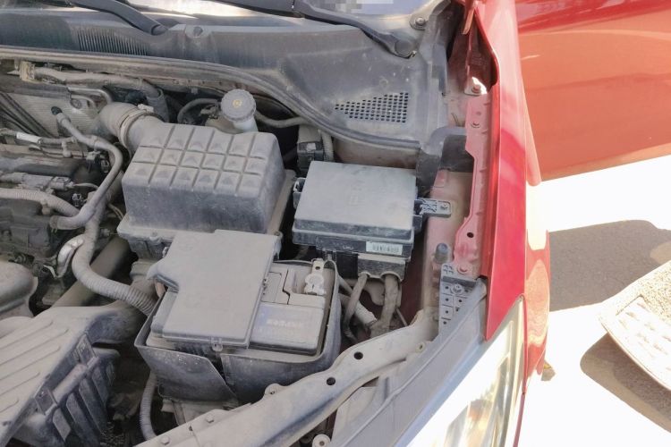 Used Roewe 360 2016 1.5L Automatic Smart Screen Version Engine Bay Left