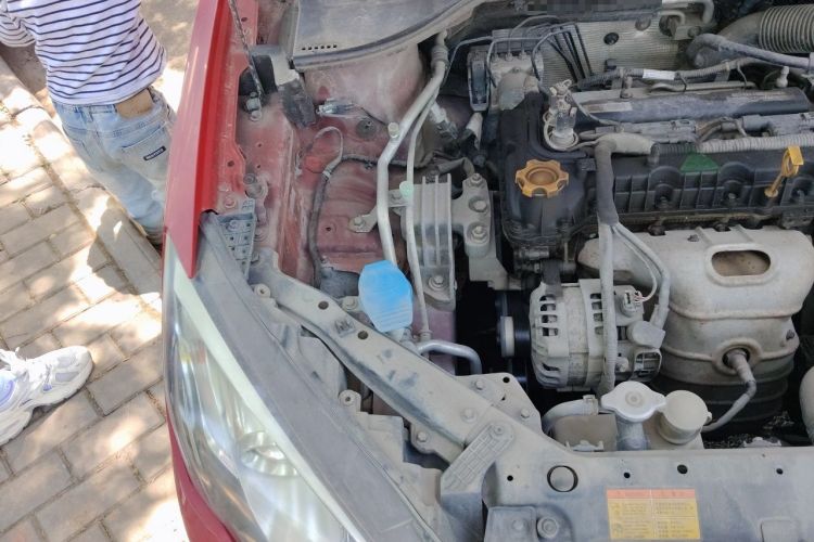 Used Roewe 360 2016 1.5L Automatic Smart Screen Version Engine Bay Right