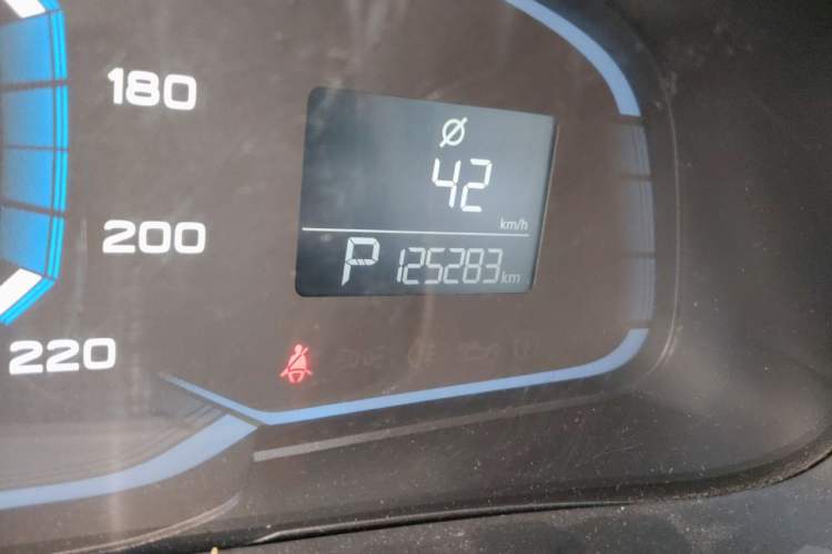 Used Roewe 360 2016 1.5L Automatic Smart Screen Version Odometer Close Up