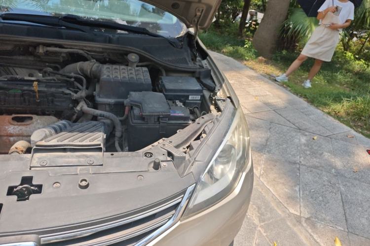 Used Roewe 360 2016 1.5L Manual Smart Screen Version Engine Bay Left