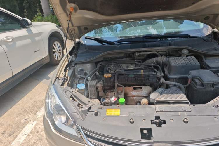 Used Roewe 360 2016 1.5L Manual Smart Screen Version Engine Bay Right
