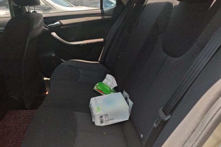 Used Roewe 360 2016 1.5L Manual Smart Screen Version Left Rear Seat