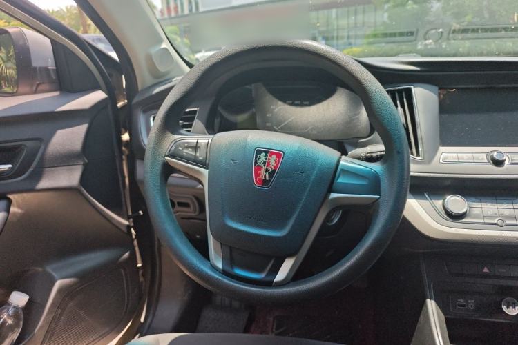 Used Roewe 360 2016 1.5L Manual Smart Screen Version Steering Wheel