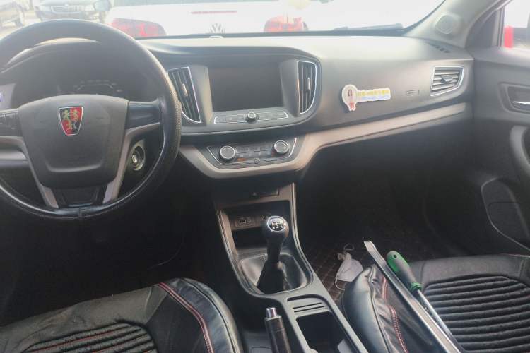 Used Roewe 360 2016 1.5L Manual Smart Screen Version Audio And AC Panel