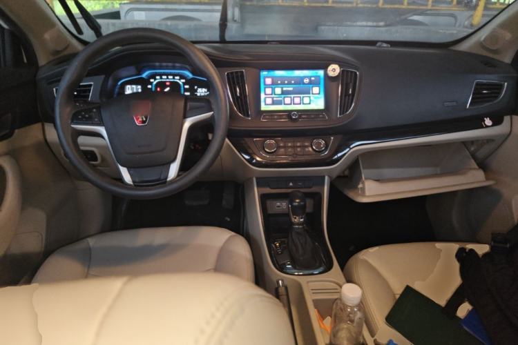 Used Roewe 360 2016 1.5L Automatic Smart Screen Version Center Console