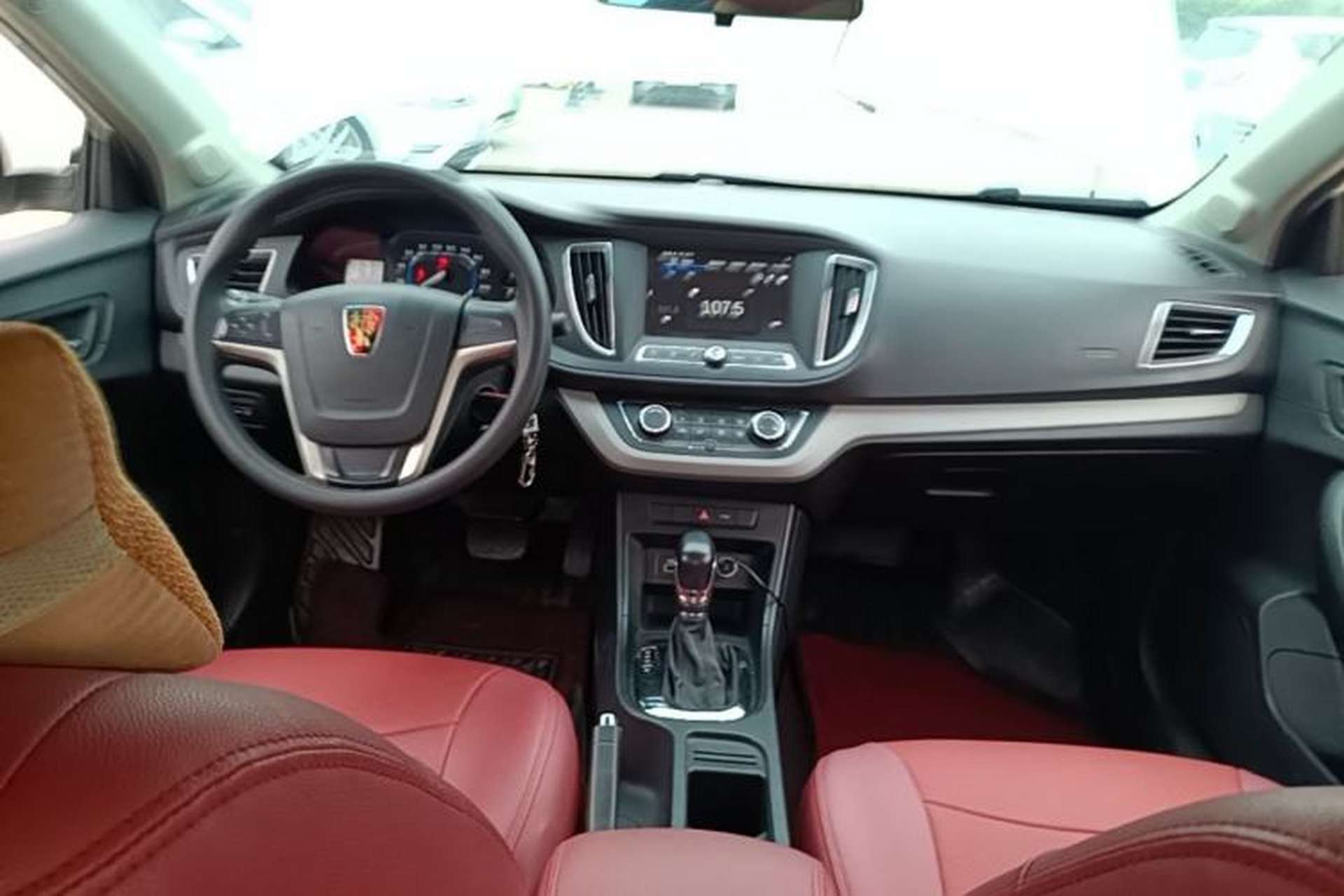 Used Roewe 360 2016 1.5L Automatic Smart Screen Version Center Console