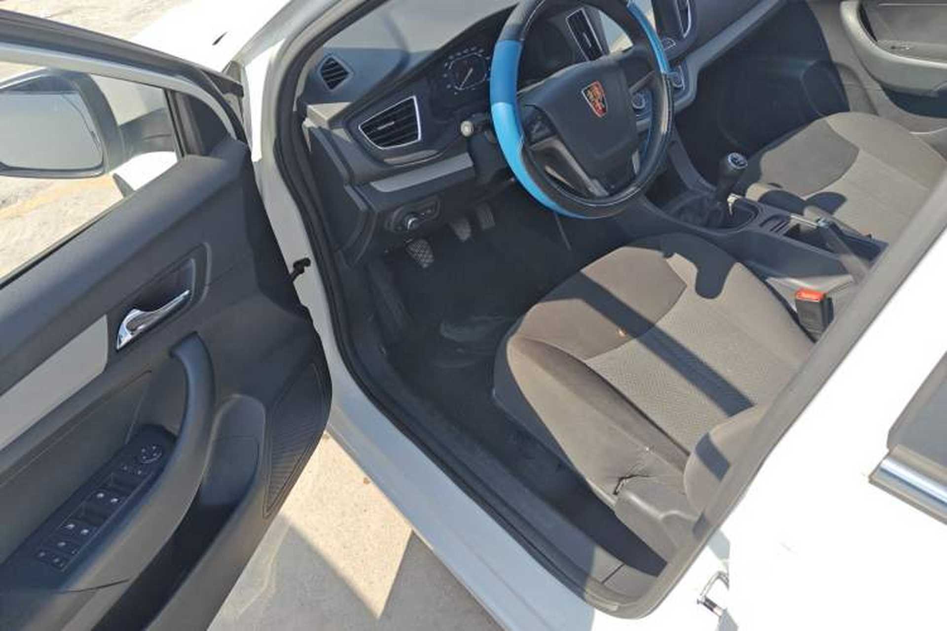 Used Roewe 360 2016 1.5L Manual Smart Screen Version Driver Seat