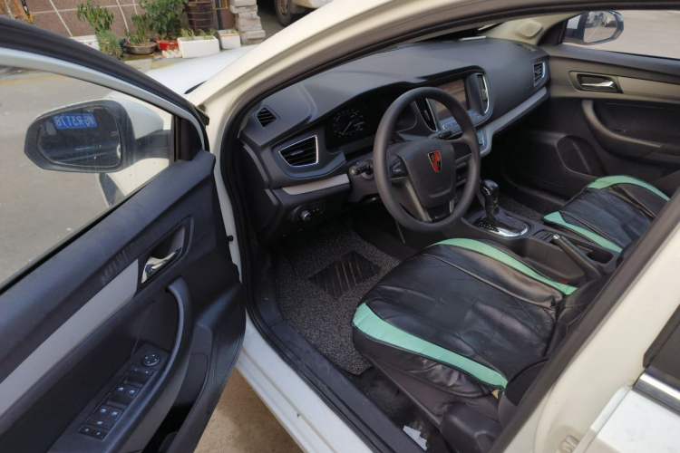 Used Roewe 360 2016 1.5L Automatic Smart Screen Version Driver Seat
