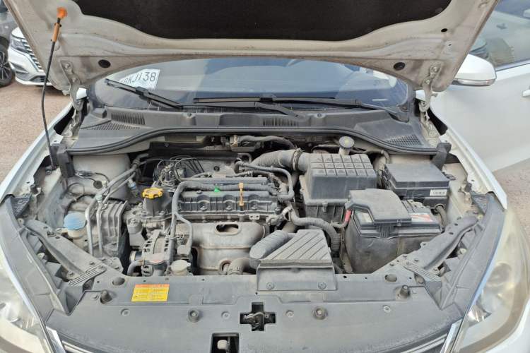 Used Roewe 360 2016 1.5L Manual Smart Screen Version Engine Bay