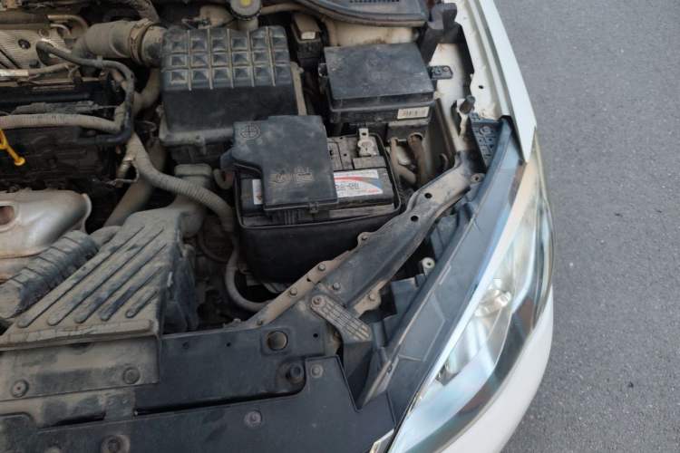 Used Roewe 360 2016 1.5L Automatic Smart Screen Version Engine Bay Left