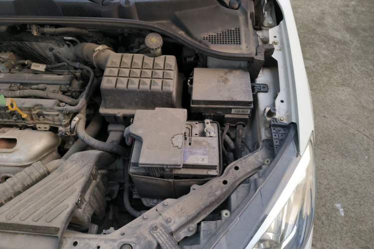 Used Roewe 360 2016 1.5L Automatic Smart Screen Version Engine Bay Left