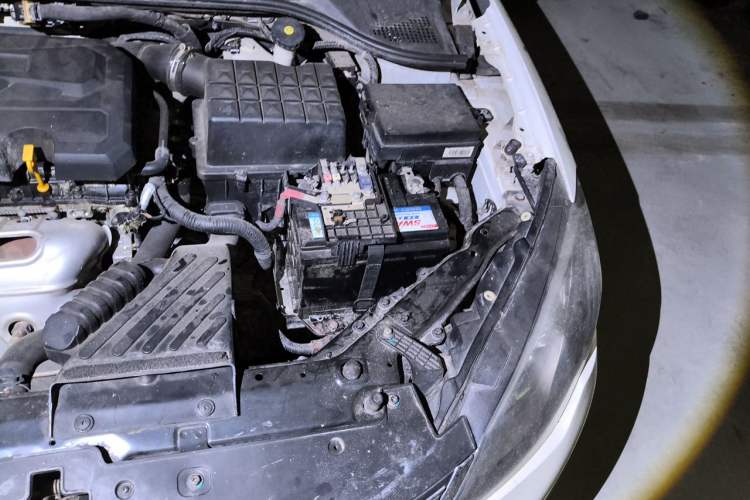 Used Roewe 360 2016 1.5L Automatic Smart Screen Version Engine Bay Left