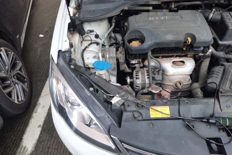Used Roewe 360 2016 1.5L Automatic Smart Screen Version Engine Bay Right