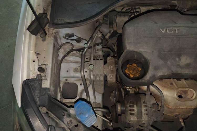 Used Roewe 360 2016 1.5L Manual Smart Screen Version Engine Bay Right