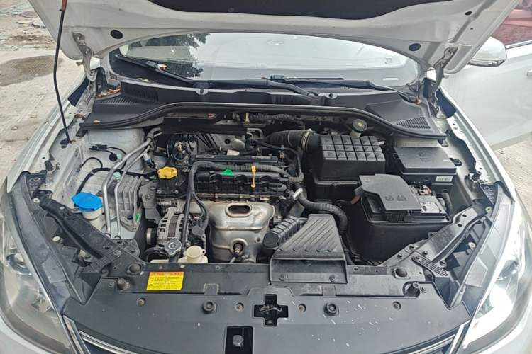 Used Roewe 360 2016 1.5L Automatic Smart Screen Version Engine Bay