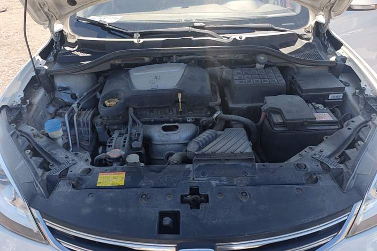 Used Roewe 360 2016 1.5L Manual Smart Screen Version Engine Bay