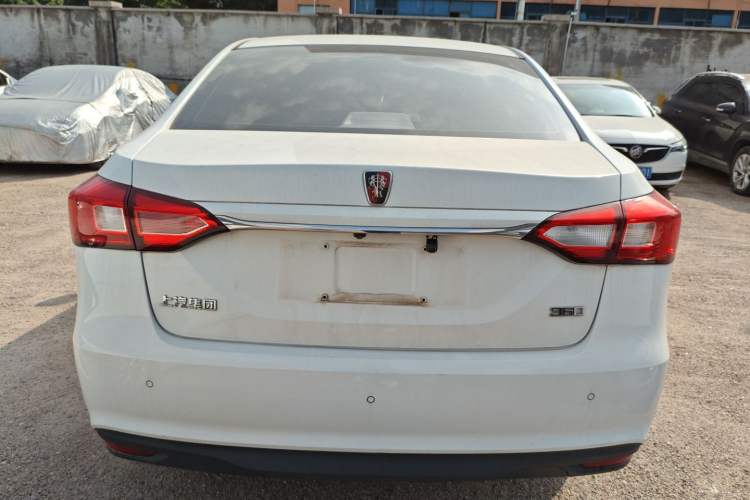 Used Roewe 360 2016 1.5L Manual Smart Screen Version Exterior 4